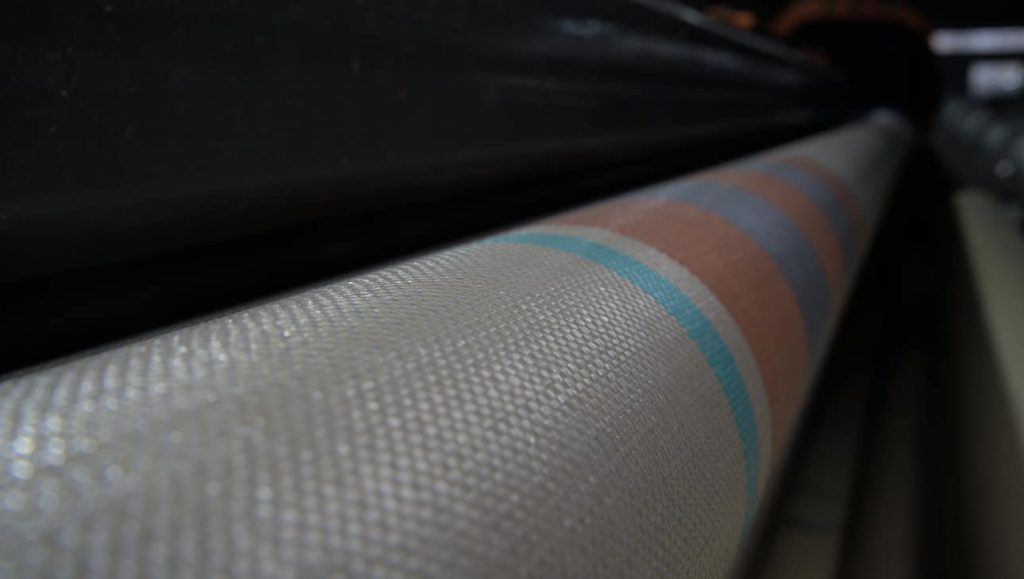 tarpaulin roll company